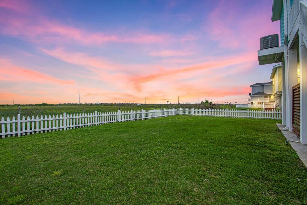 "The Ocean Aire" , 30 Secs From The Sand! Villa Galveston Exterior photo